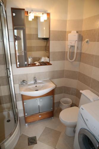 Ponta Apartment - image 6