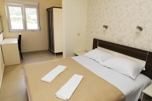 Ponta Apartment - image 10