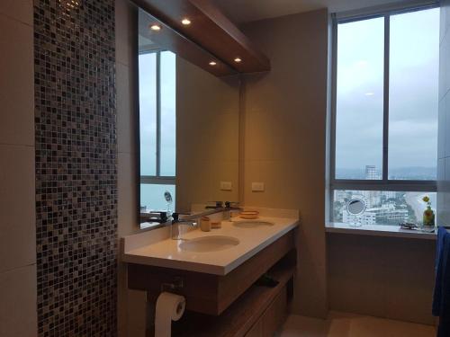 Amplio- Espectacular 140m2 Grand Diamond Tonsupa Amplio- Espectacular 140m2 Grand Diamond Tonsupa