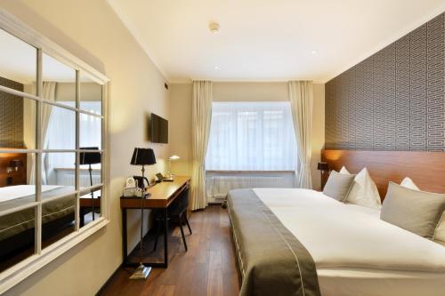 room detail thumbnail 0