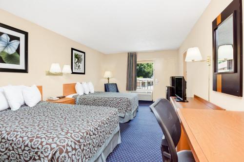 AMERICAS BEST VALUE INN AIKEN in ไอเคน (SC)