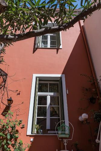 Athens Quinta - image 10