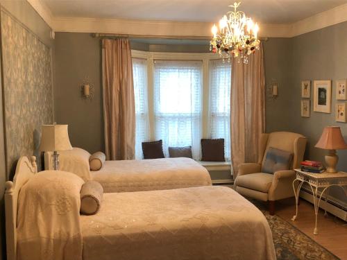 Penley House Bed & Breakfast – Auburn, ME