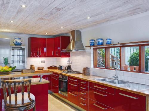 kuhinja, Bequia Beach Luxury Boutique Hotel in Bequia