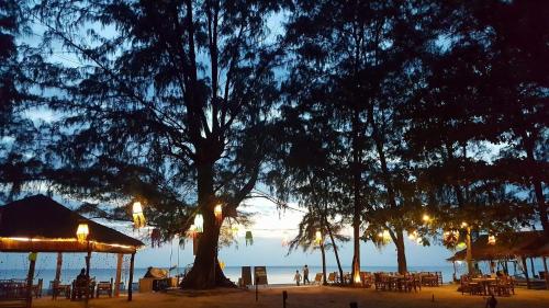 Beach, Eco Lanta Hideaway Beach Resort in Koh Lanta