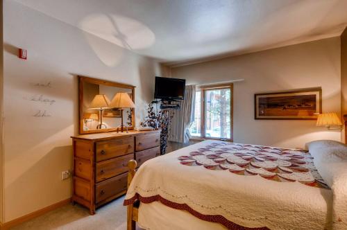 Antlers Lodge