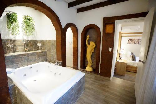 117729602 Villa Toscana Boutique Hotel -Adults Only