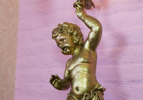 117733067 Madonna Inn