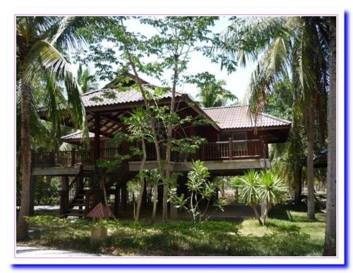 Bayview Beach Resort Room Type - Superior Two-Bedroom Bungalow  with Garden View (4 Adults) 