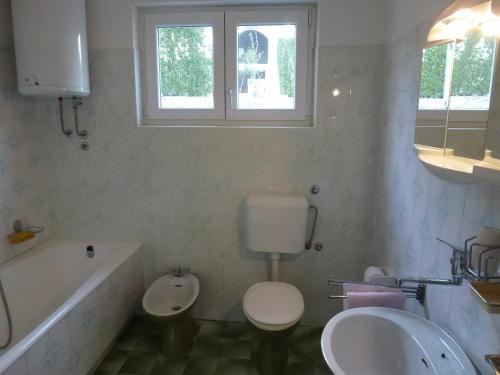 Apartment with Sea View image 6