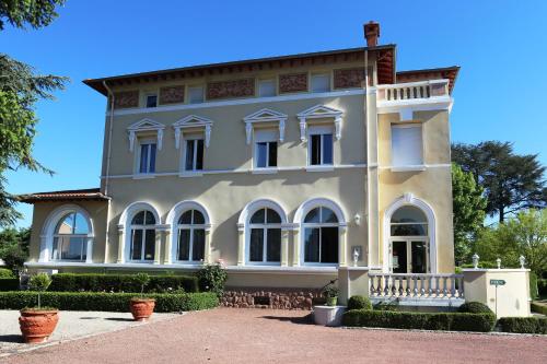 Château Blanchard - Hotel - Chazelles-sur-Lyon