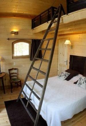 Les Cabanes en Provence in Entrechaux