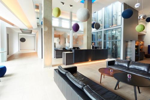 Fosshotel Husavik - image 9