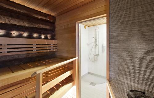 Sauna, Holiday Club Pyhaniemi Cottages in Kihnio