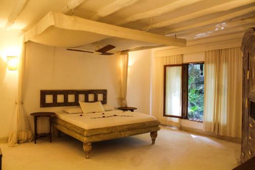3 bedrooms, 4 beds
