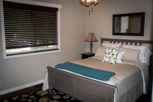 The 8th Street Retreat - image 9