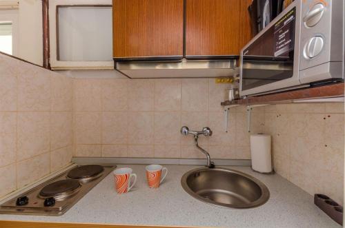 Apartment Terezija - image 6
