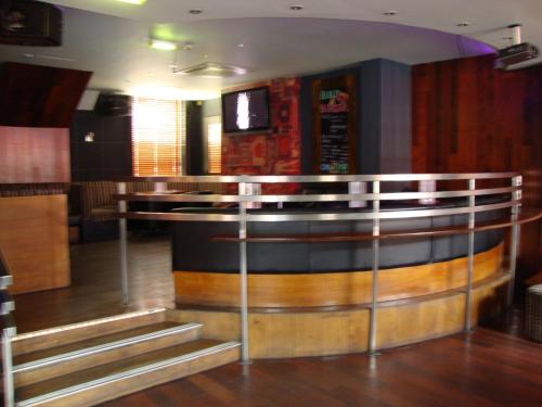 Whites Hotel - image 4