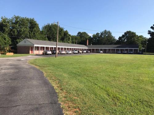 Bejárat, Kenwood Court Motel in Wilson (Észak-Karolina)