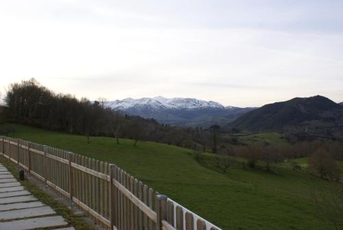  Apartamentos La Senda, Pension in San Juan de Parres bei Llerandi