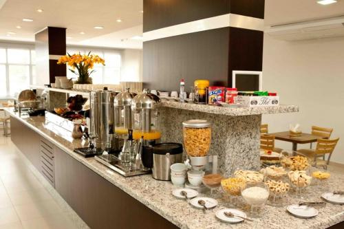 Serras Hotel - 레스토랑