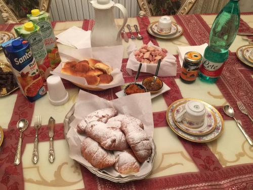  Colazione da Lolly in Neapel