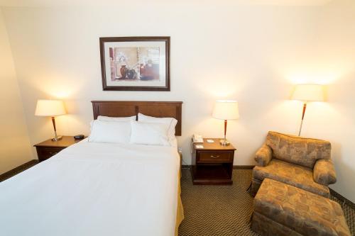 Holiday Inn Express & Suites Drayton Valley, an IHG Hotel