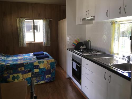 Konyha, A'Wangralea Caravan Park in Mallacoota