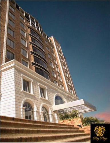 

Ritz Plaza