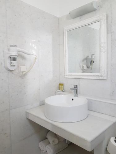 Artemis Hotel – Antiparos, UT