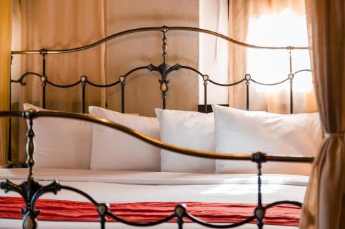 Aiolides Hotel in Kalývia