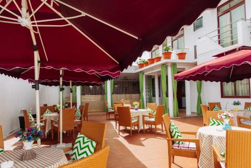 مطعم, ريكيدهاي إن (Rekidhiye Inn) in أدو أتول