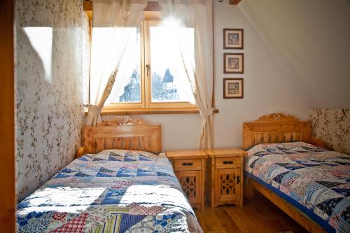 Apartment with Mountain View and Balcony