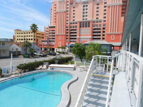 Sunrise Resort Motel South - 수영장
