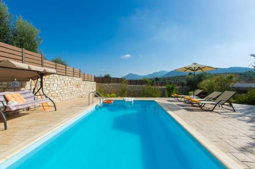  Villa Irene & Villa Sylvia in Roumelí