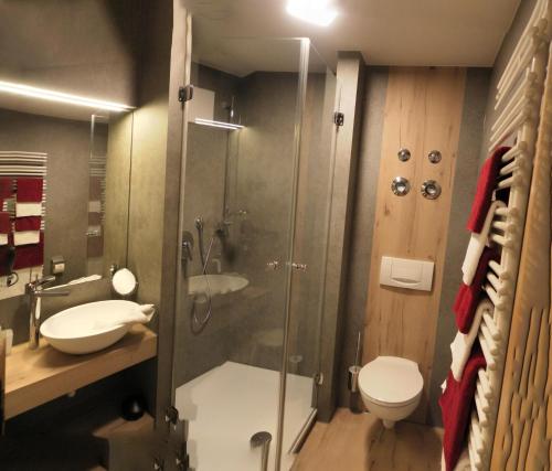One-Bedroom Apartment with South-West-facing Balcony