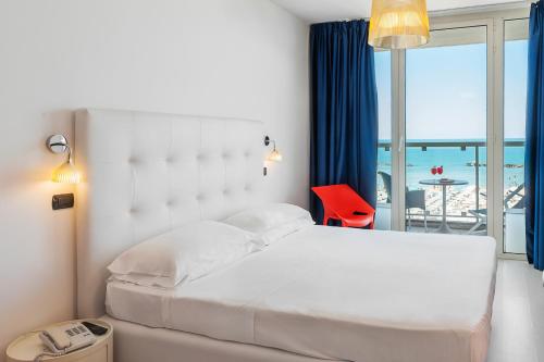 Double Room with Balcony and Sea View