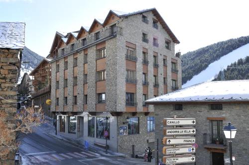 Apartaments Turistics Pirineu - Apartment - Soldeu