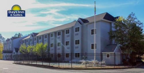 Days Inn by Wyndham Sturbridge Days Inn by Wyndham Sturbridge