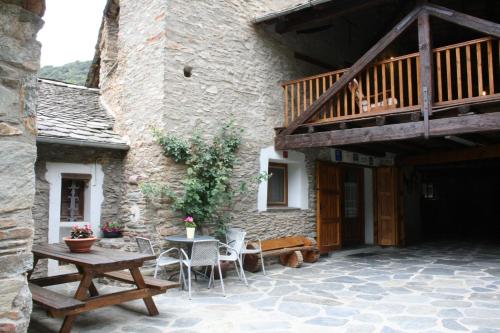 Létesítmények, El Raco de Cal Maro in Montferrer