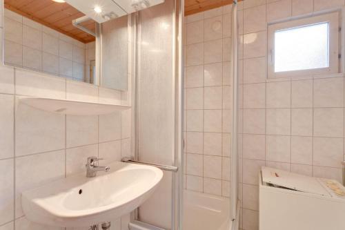 Schwedenhaus-Seeblick-Useriner-See - image 4