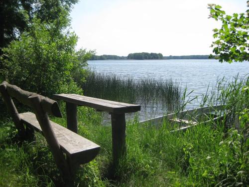 Villa Blau am Useriner See mit Garten