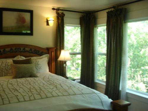 Twisted Willow Cottage In Sebastopol Ca 10 Reviews Prices