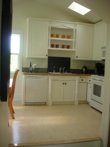 Twisted Willow Cottage In Sebastopol Ca 10 Reviews Prices