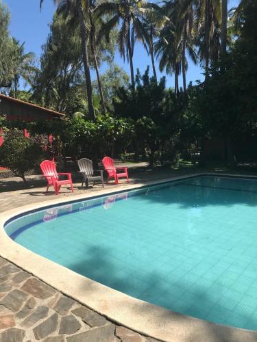 Baseinas, Hotel & Bar La Guitarra in La Libertad