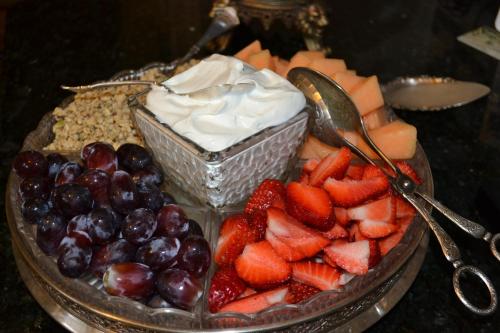 Mountain Treasure Bed and Breakfast - image 3