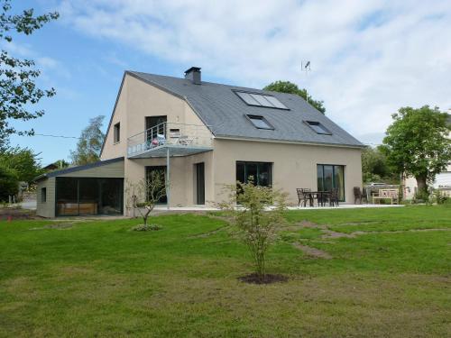 Балкон, La maison verte in Агон Кутенвіль