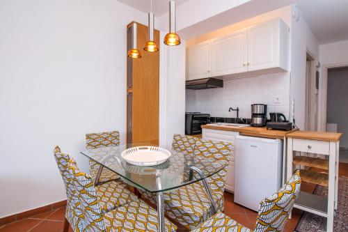 Danezis City Stars Apartments - image 12