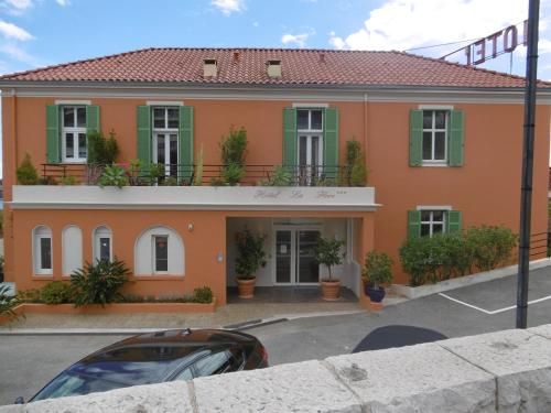 Hôtel La Flore - image 2