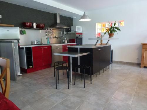 кухня, La maison verte in Агон Кутенвіль